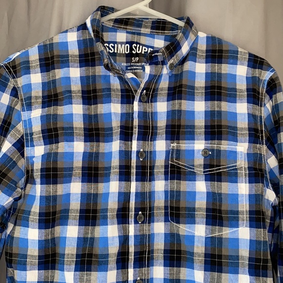 Men’s Mossimo Supply Button Down Flannel - Picture 2 of 2